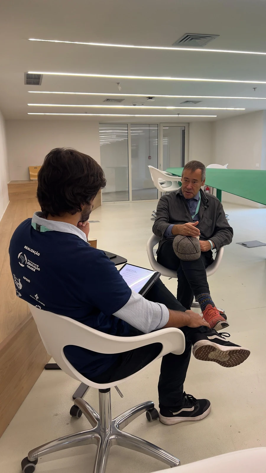 João Tavares, diretor executivo da Redenec, entrevista Thomas Krüger, presidente da maior agência de educação política do mundo